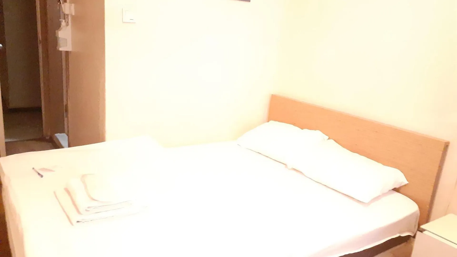 Golden Sky Hotel Istanbul B&B